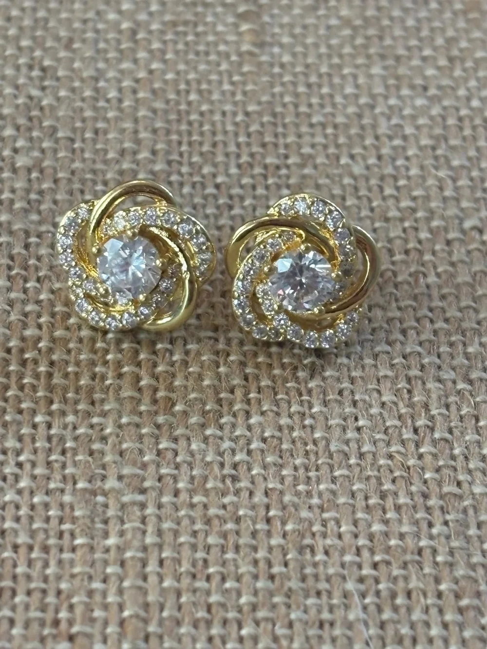 Danbury Mint Love Knot Earrings